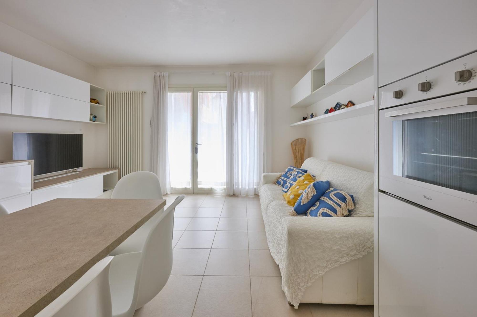 Adriatica Immobiliare - Borgo Paradiso *